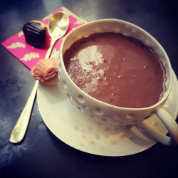 Un temps à déguster un bon Chocolat Chaud de la Maison de Thé L 
www.maisondethel.com 
#tea #teatime #limoges #limousin #chocolat #teapot #greentea  #blacktea #blogthé #teablog #tealover #passionthé #earlgrey  #thedenoel #noel